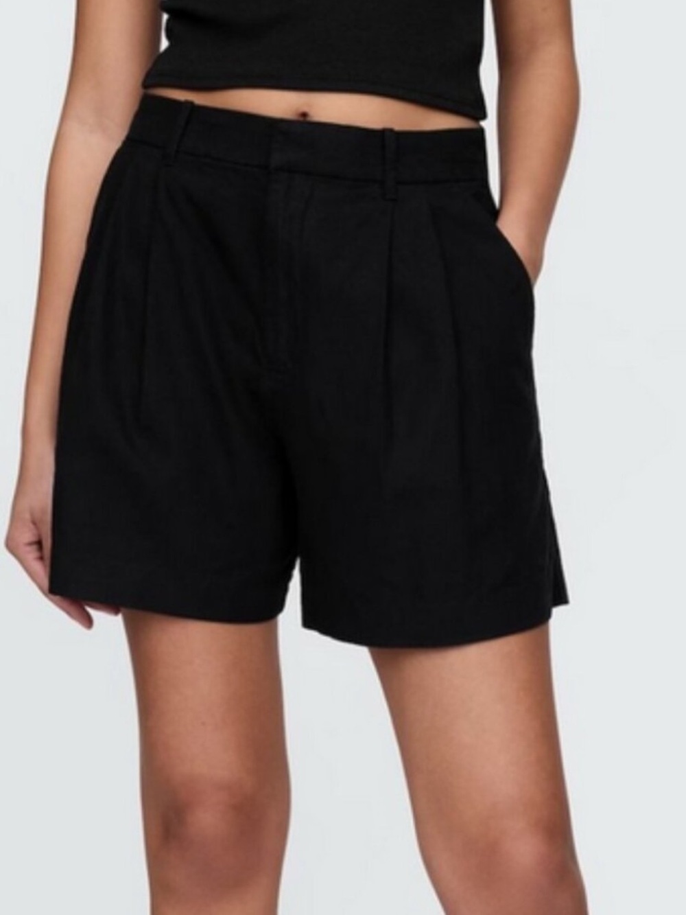 GAP 365 high rise linen shorts